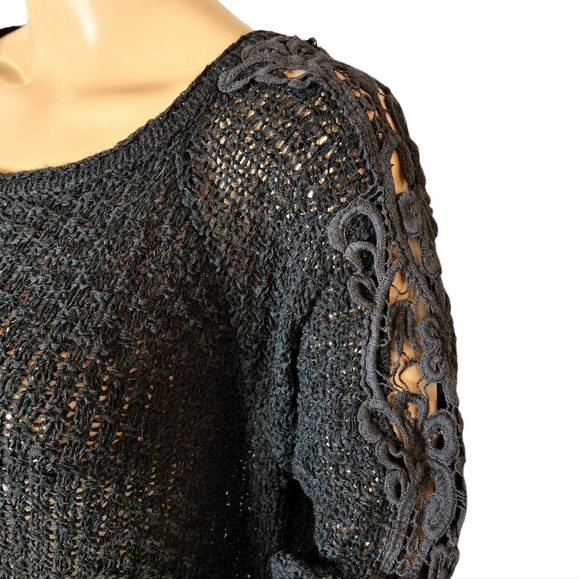 IRIS knitted black sweater. - Picture 8 of 16